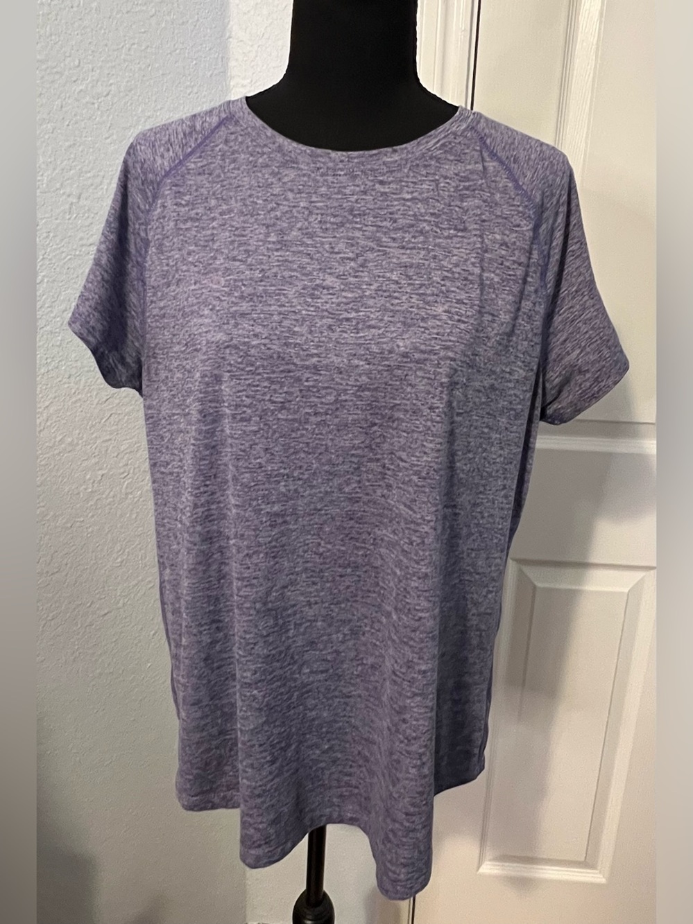 C9 by Champion Heathered Purple Short Sleeve Activewear Tee EUC